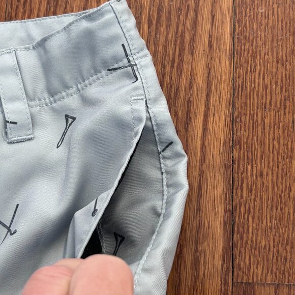 Under Armour Boys Size 7 Golf Shorts Golf Clubs Tees Flags Print Country Club - Picture 7 of 10